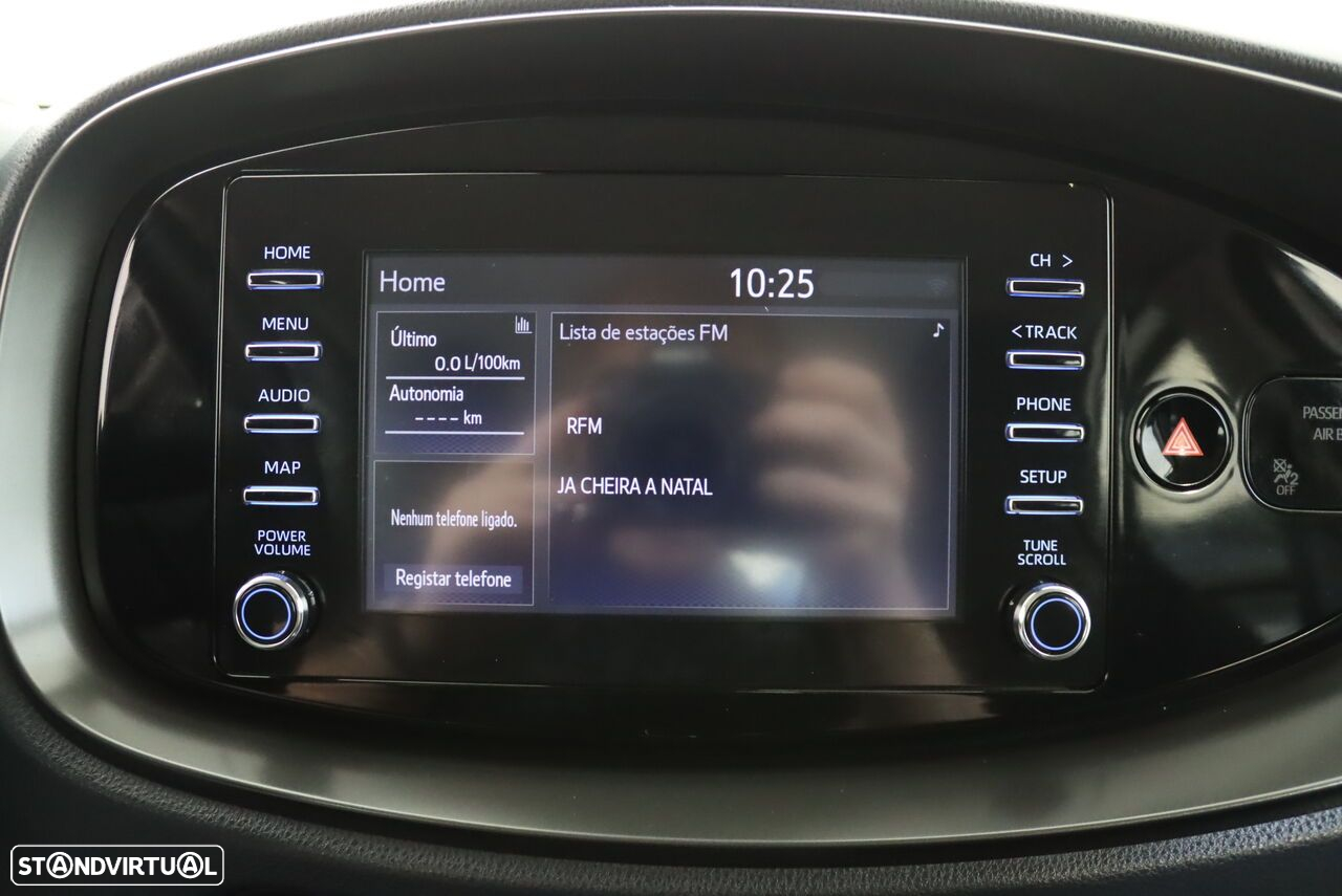 Toyota Aygo X 1.0 Pulse - 24