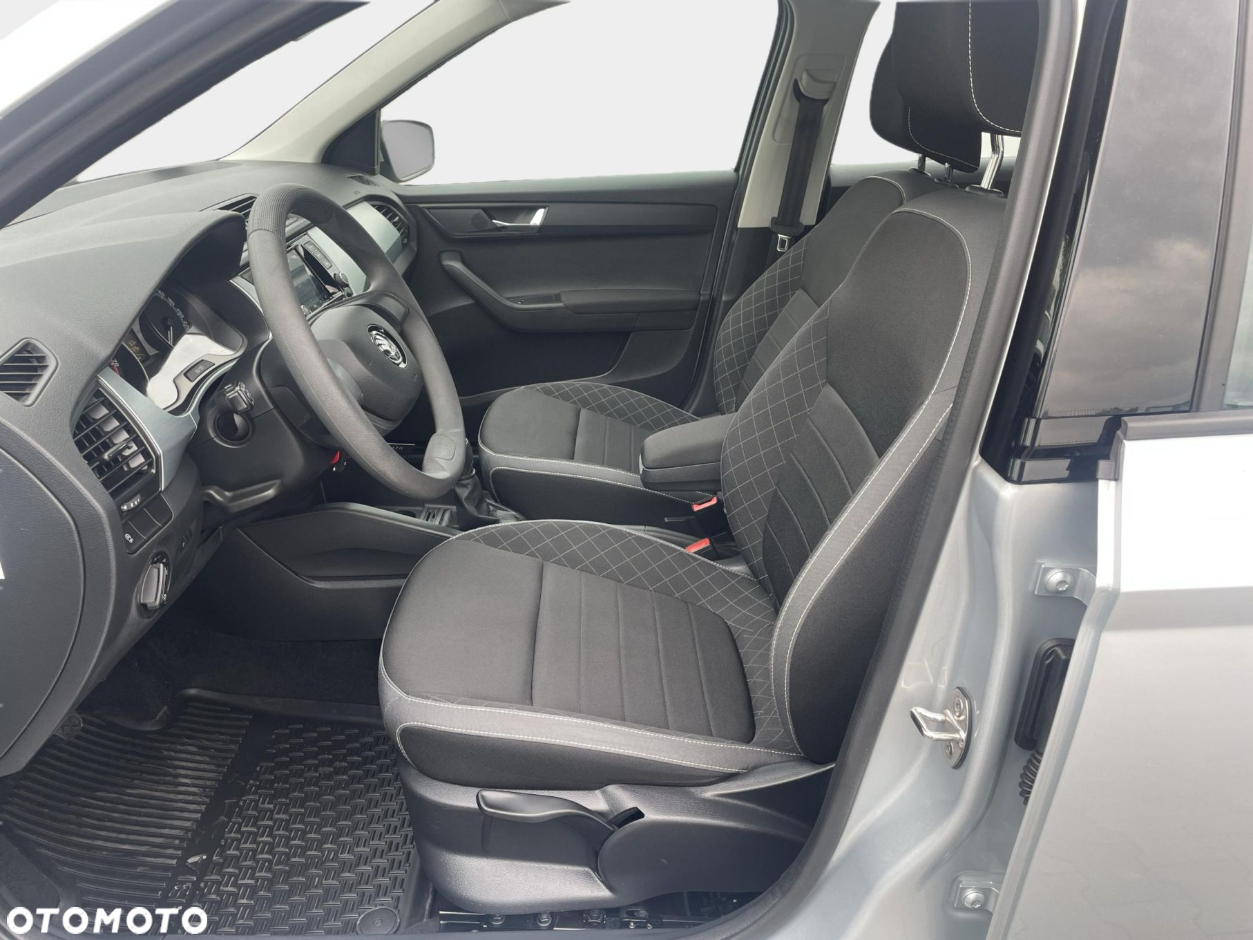 Skoda Fabia 1.0 TSI Ambition - 4