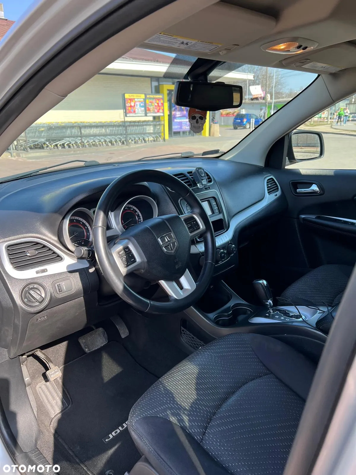 Dodge Journey - 8