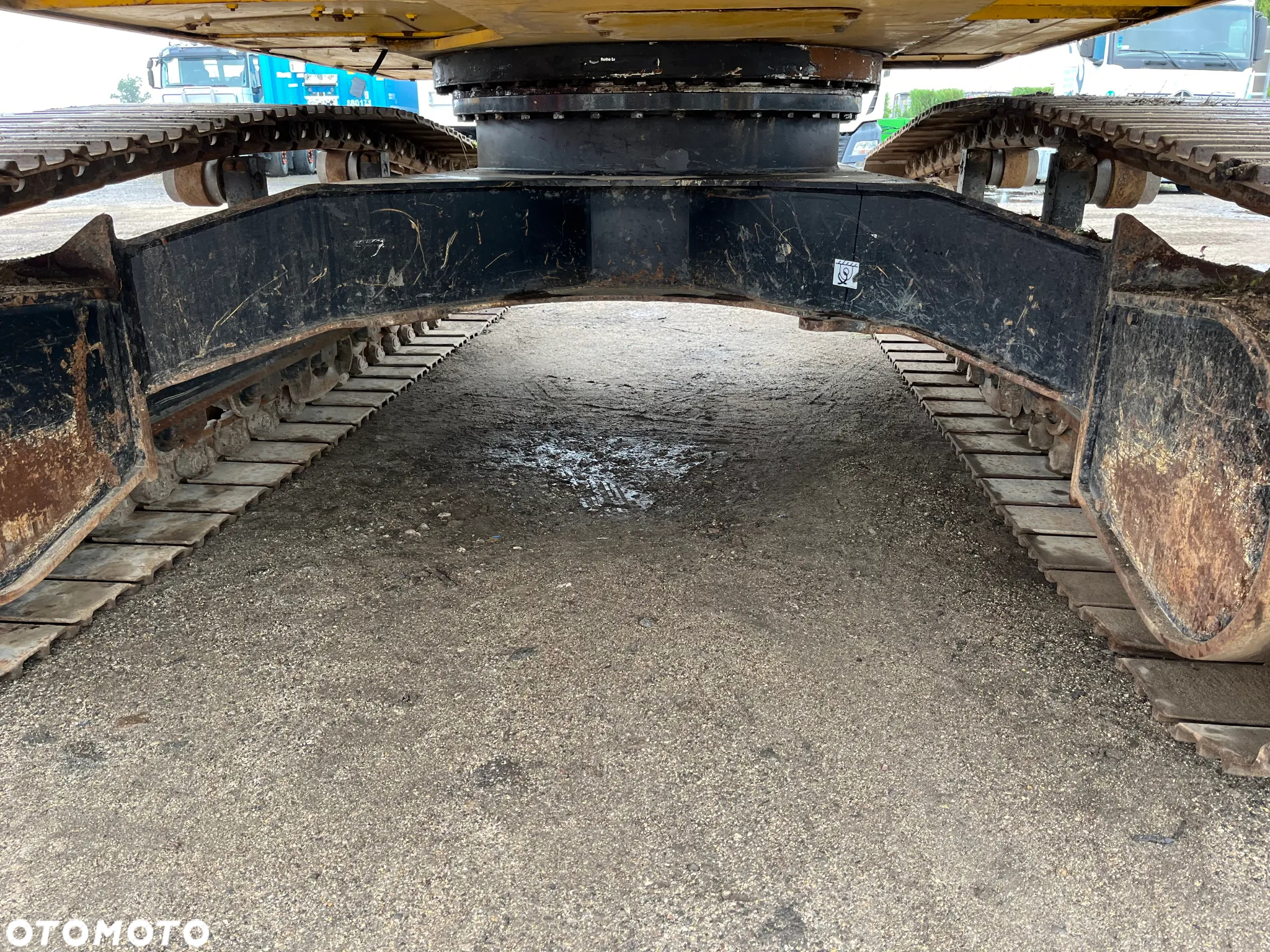 New Holland - 22