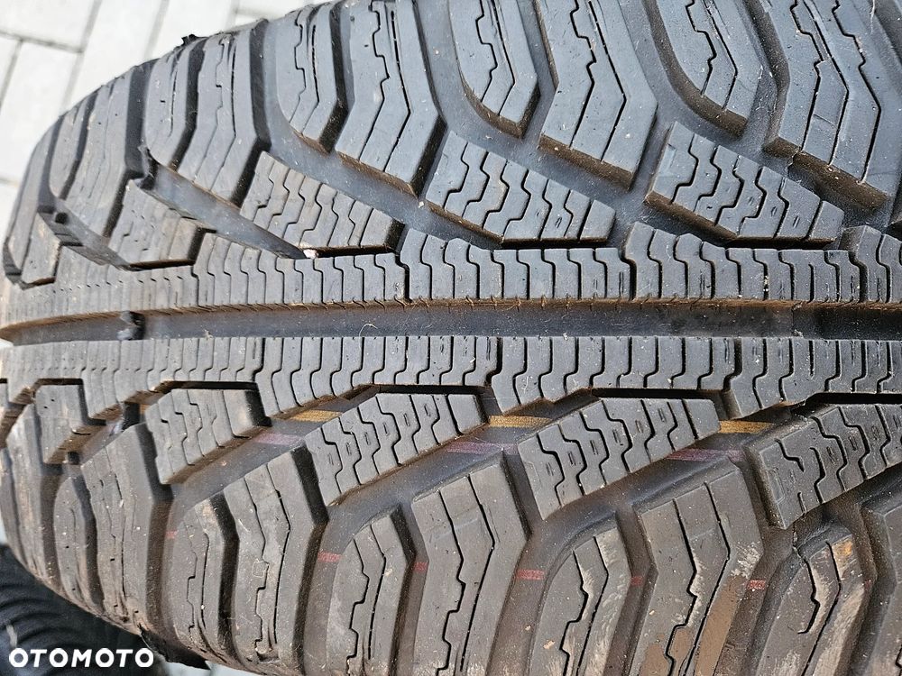 Opony całoroczne Uniroyal 205/60 R16 H XL