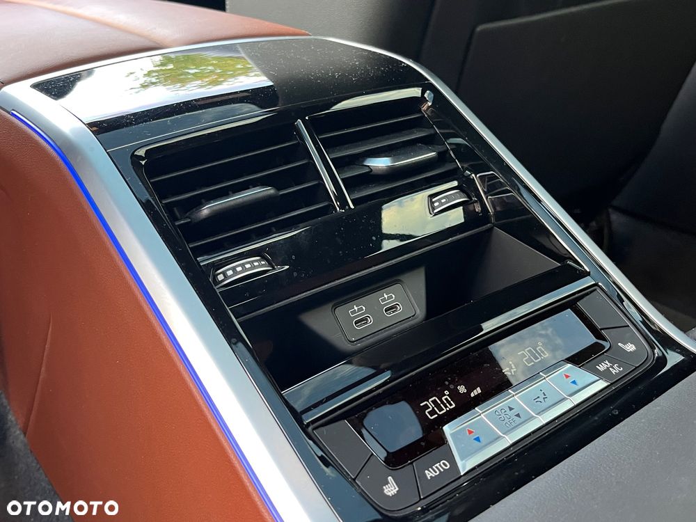 BMW Seria 8 840d xDrive - 16