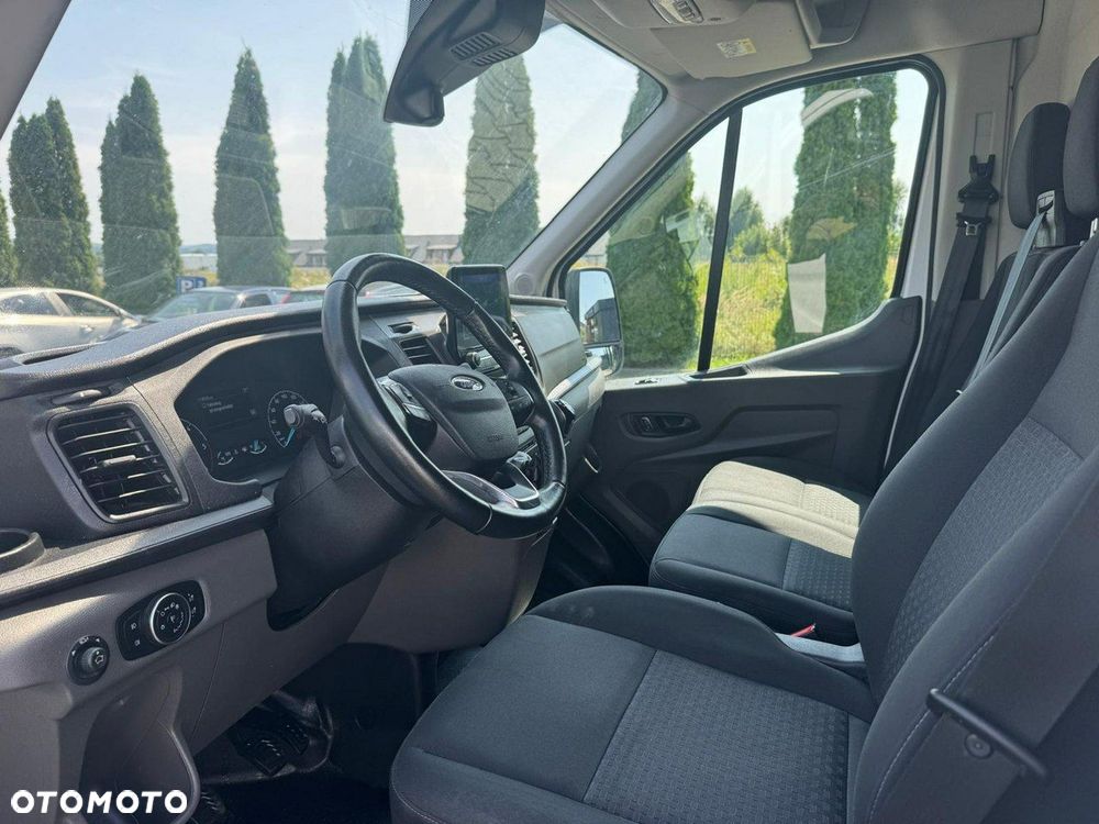 Ford Transit - 11