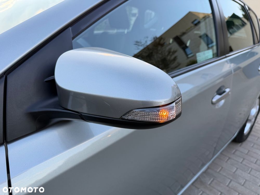 Toyota Auris 1.33 VVT-i Active - 16