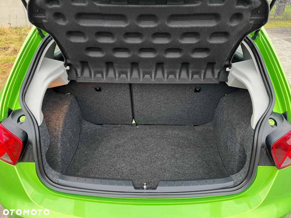 Seat Ibiza 1.4 16V Style Salsa - 26