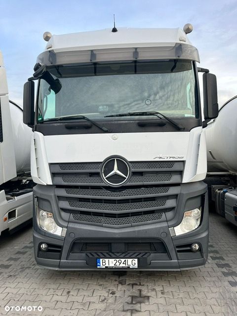 Mercedes-Benz 1845 - 2