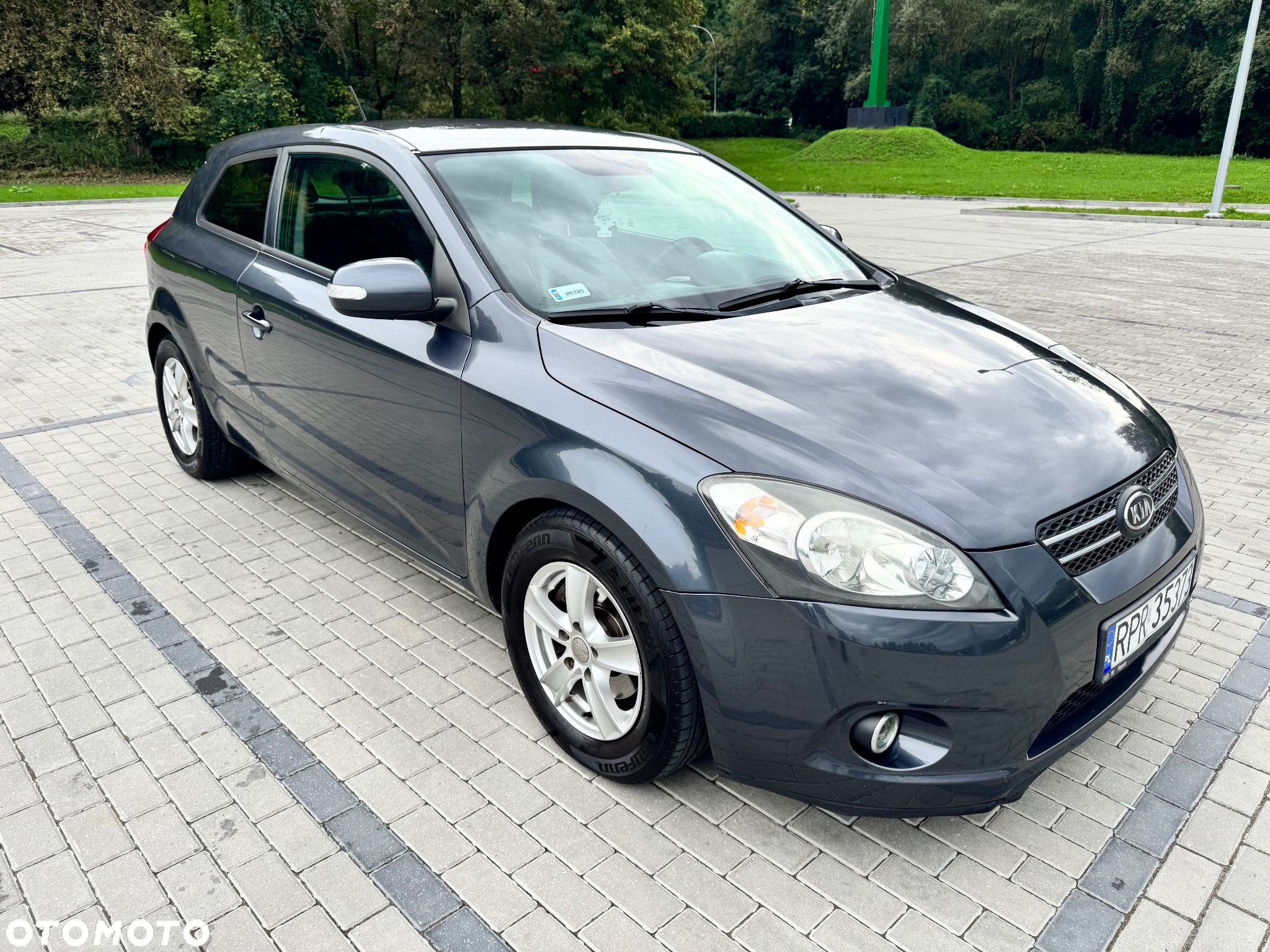 Kia Ceed - 3