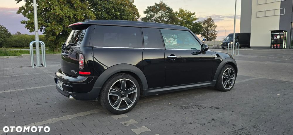 MINI Clubman Cooper D - 4