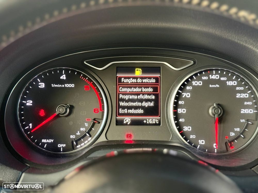 Audi A3 Limousine 1.6 TDI S-line - 45