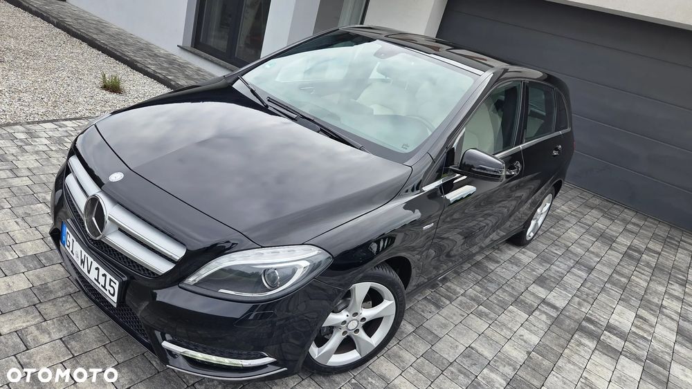 Mercedes-Benz Klasa B 200 (BlueEFFICIENCY) - 9