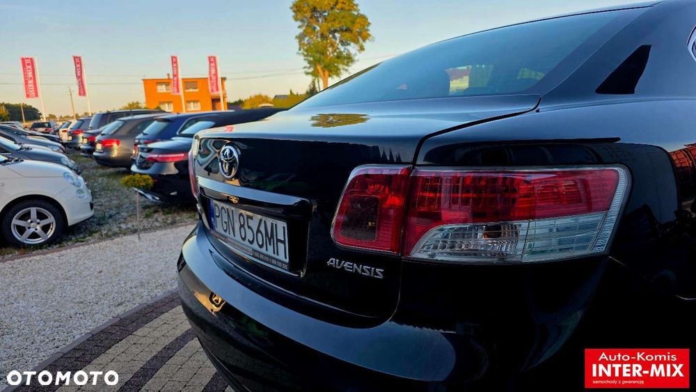 Toyota Avensis - 31