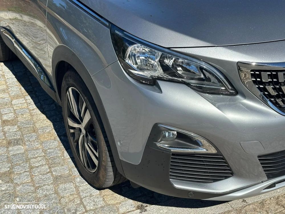 Peugeot 3008 PureTech 130 Stop & Start GPF EAT8 Allure - 9