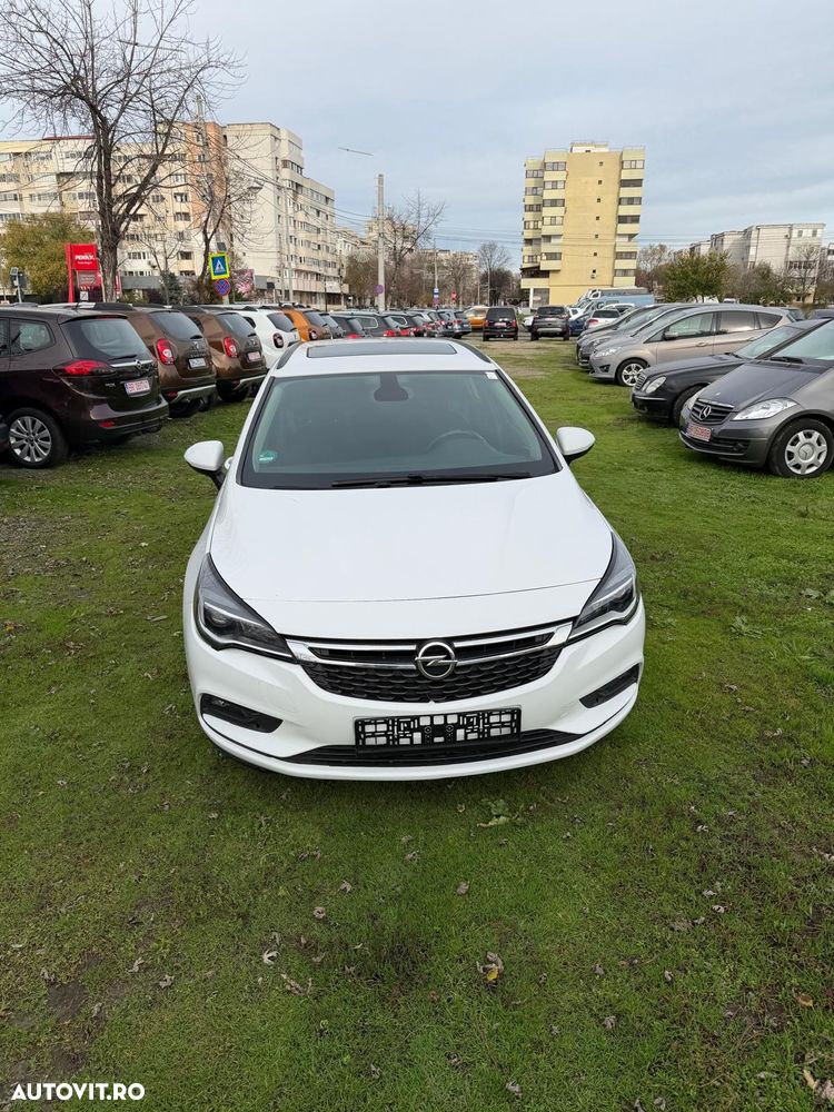 Opel Astra 1.6 CDTI Start/Stop Sports Tourer Active - 2
