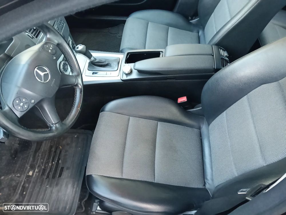 Mercedes-Benz C 220 CDI Avantgarde BlueEfficiency Aut. - 15