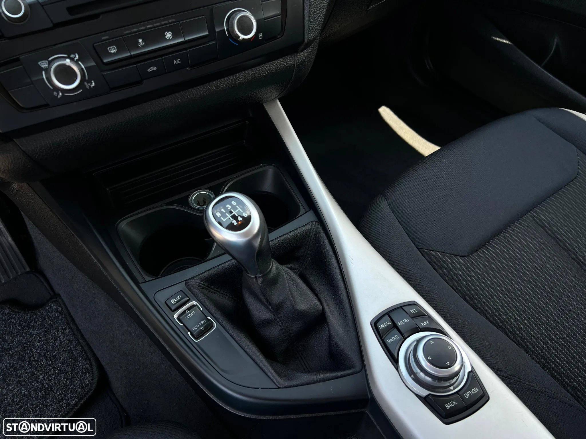 BMW 116 d Line Urban - 10