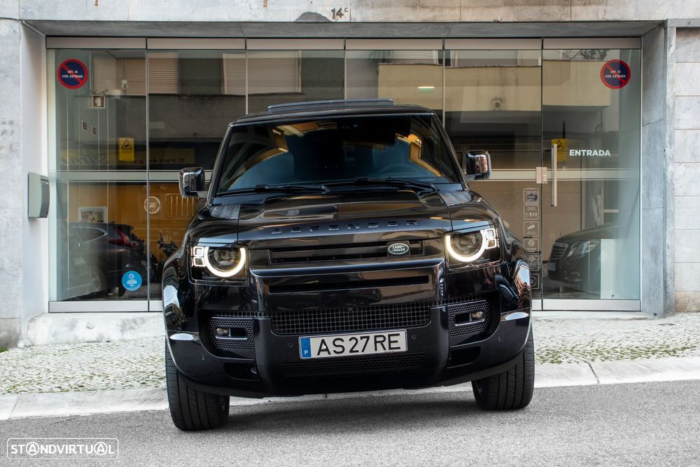 Land Rover Defender - 2