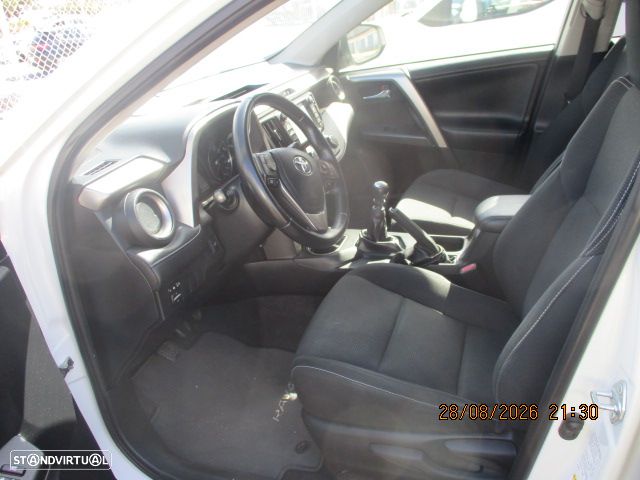 Toyota RAV4 2.0 D-4D 4x2 S&S Edition - 7