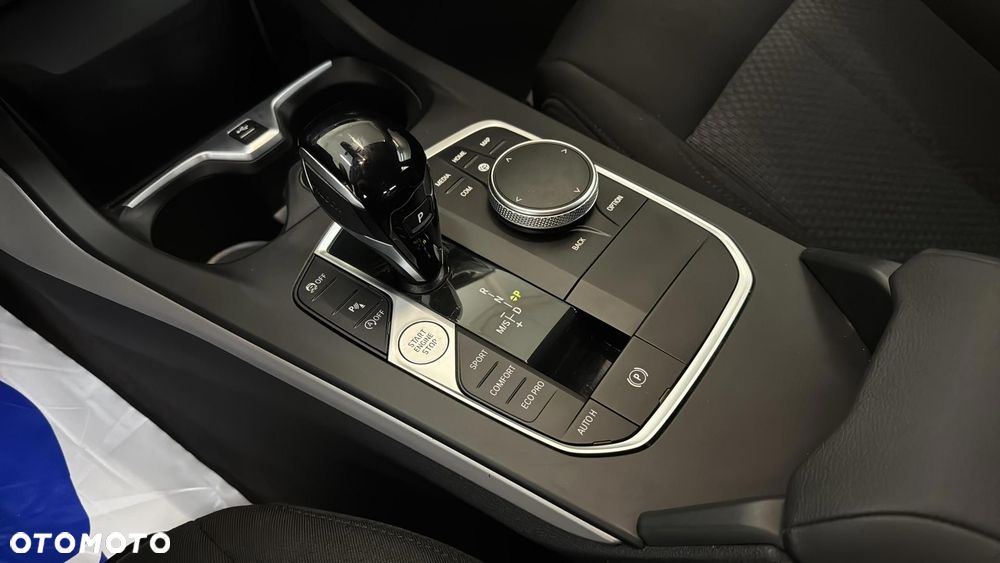 BMW Seria 1 118i Advantage - 15