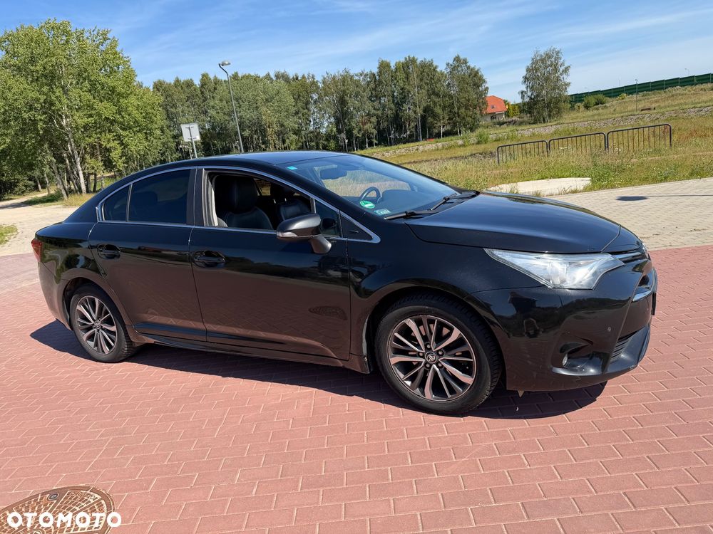 Toyota Avensis 2.0 D-4D Premium - 6