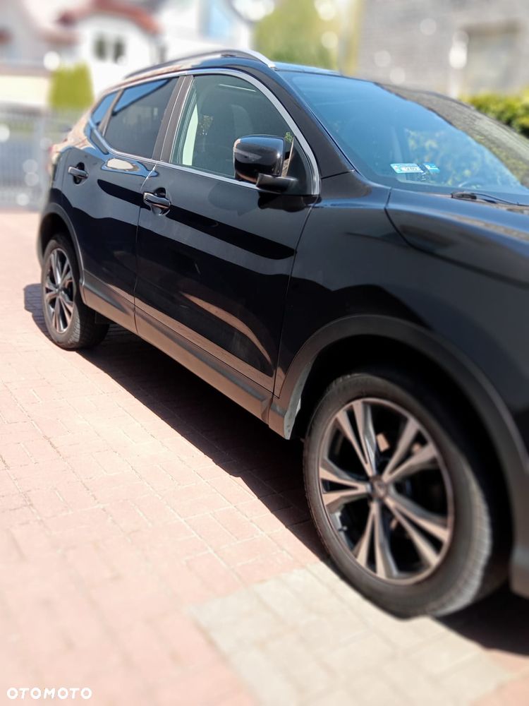 Nissan Qashqai 1.2 DIG-T N-Connecta - 2