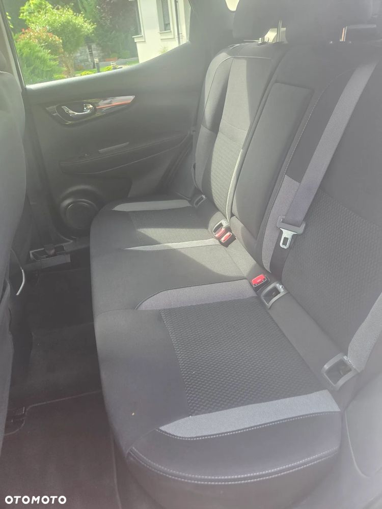 Nissan Qashqai 1.6 DCi Acenta Xtronic EU6 - 8