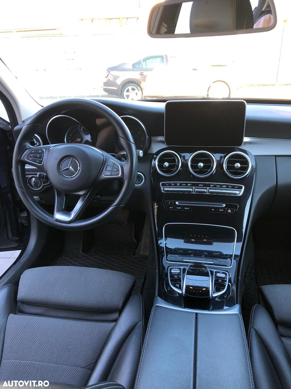 Mercedes-Benz C 220 d 4Matic T 9G-TRONIC Avantgarde - 6