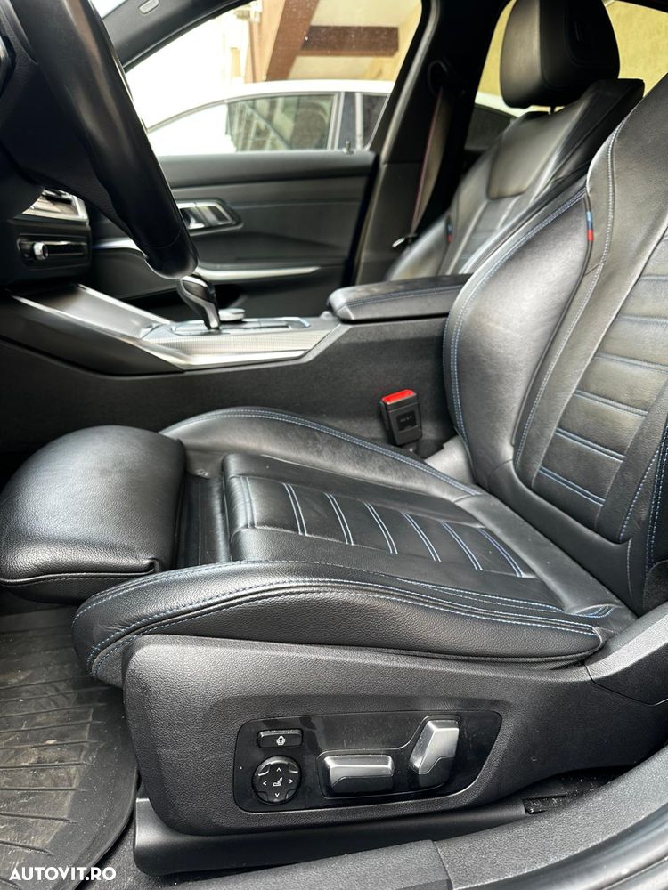 BMW Seria 3 320d xDrive AT - 13