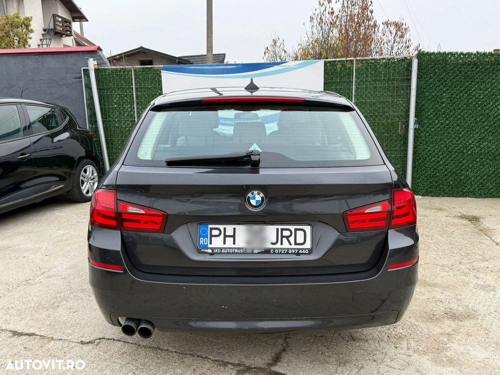 BMW Seria 5 520i Aut. - 11