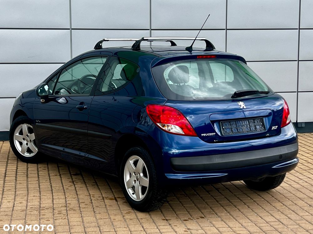Peugeot 207 1.4 16V Trendy - 6