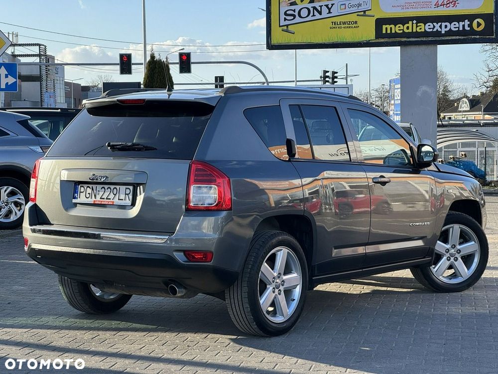 Jeep Compass - 9
