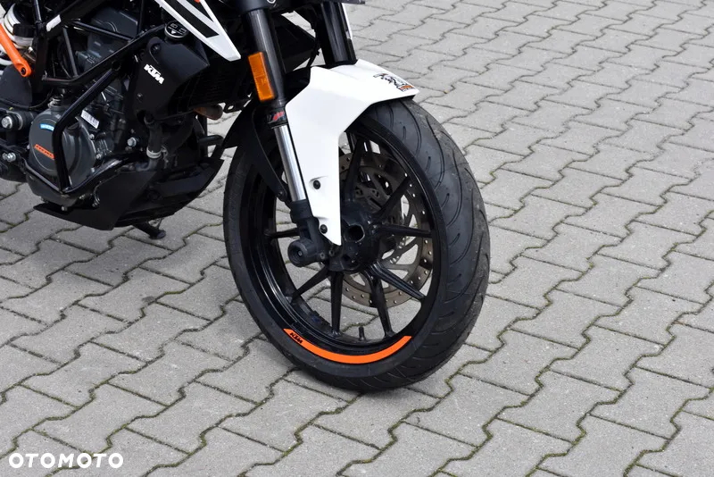 KTM Duke - 5