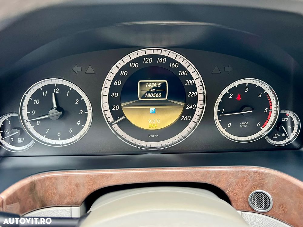 Mercedes-Benz E 220 BlueTEC BlueEFFICIENCY Edition Elegance - 12