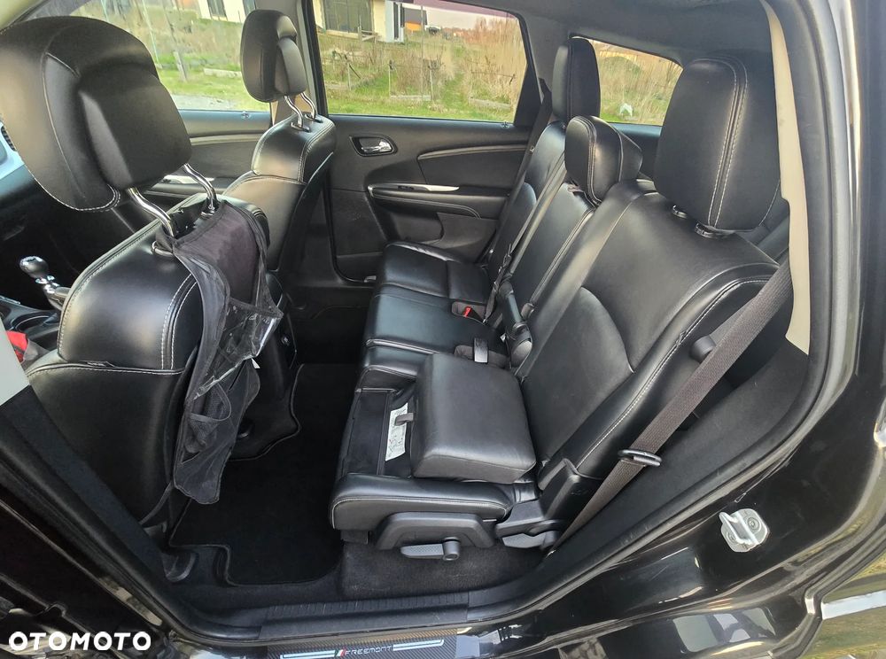 Fiat Freemont 2.0 Multijet Lounge - 11