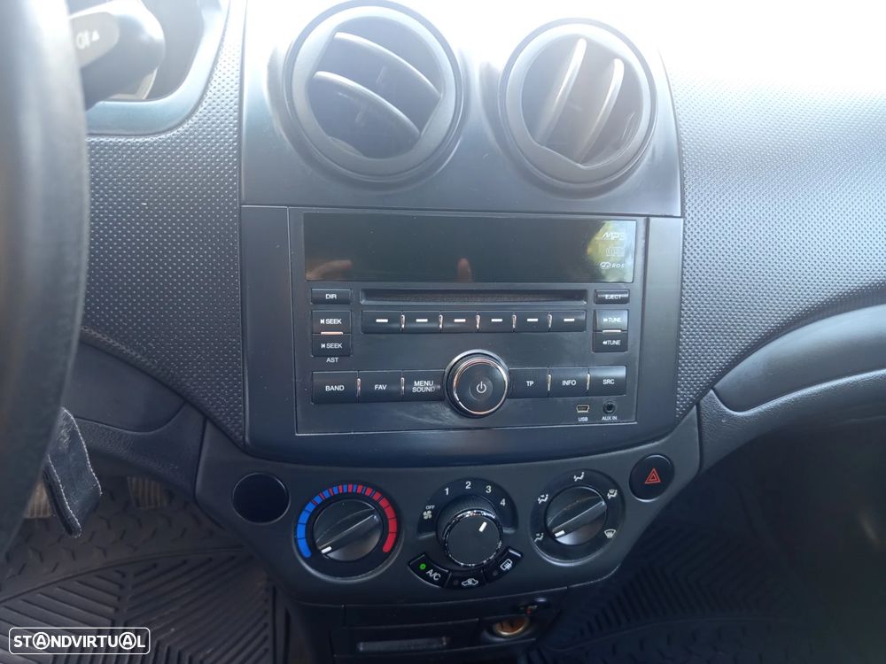 Chevrolet Aveo 1.2 LT Bi-Fuel - 13