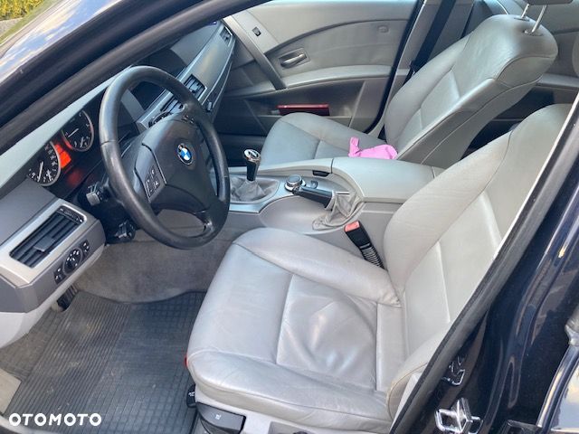 BMW Seria 5 520d - 6