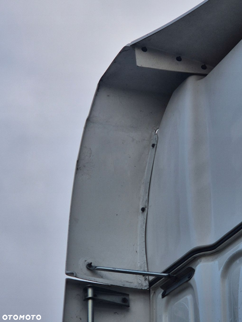 SPOILER SPOJLER OWIEWKA ZAKABINOWA KOSA LEWA DAF XF 106 EURO 6 - 2