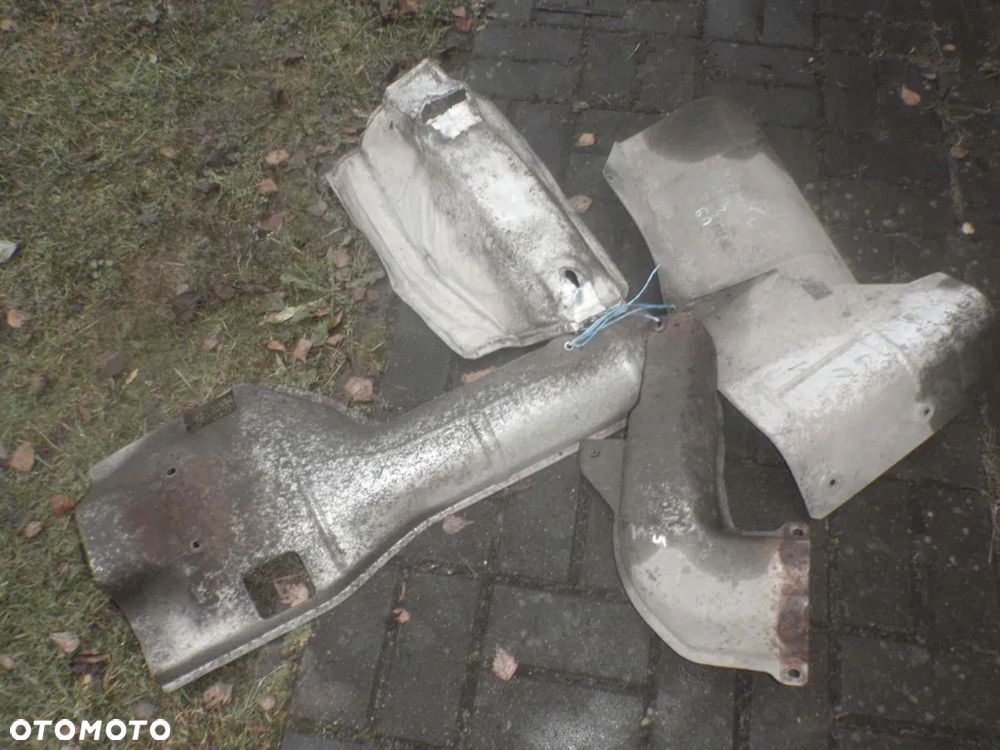 osłona termiczna przeciw błotna fiat uno osłona termiczna z kolektora wydechowego seicento cinQuecento uno 900 - 2