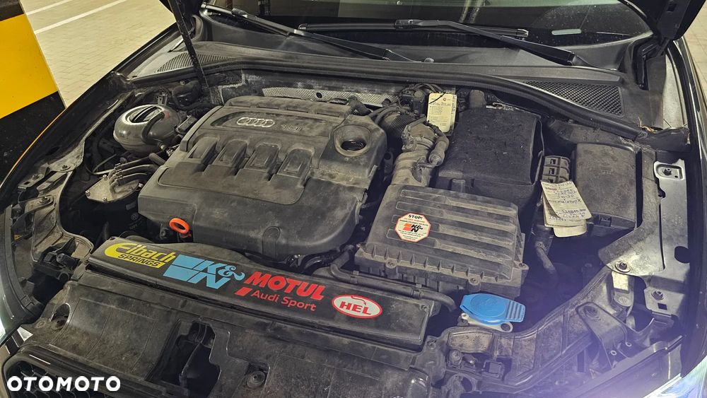 Audi A3 Sportback 2.0 TDI S tronic S line Sportpaket - 16