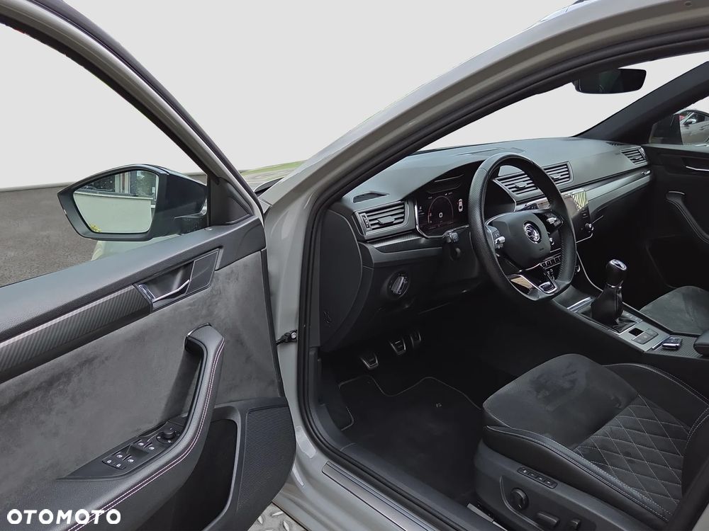 Skoda Superb 1.5 TSI Sportline - 31