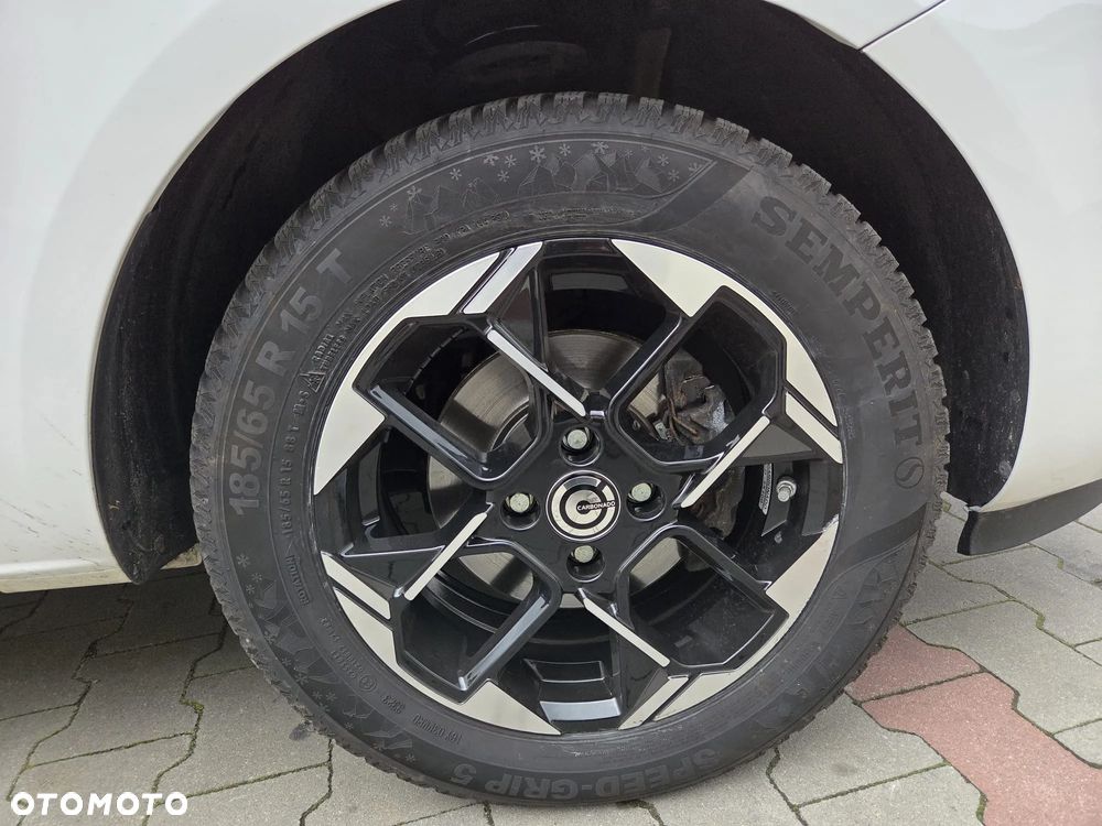 Opel Corsa 1.4 drive - 9