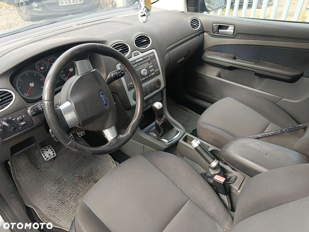 *FORD FOCUS MK2* Samochód na części - 4