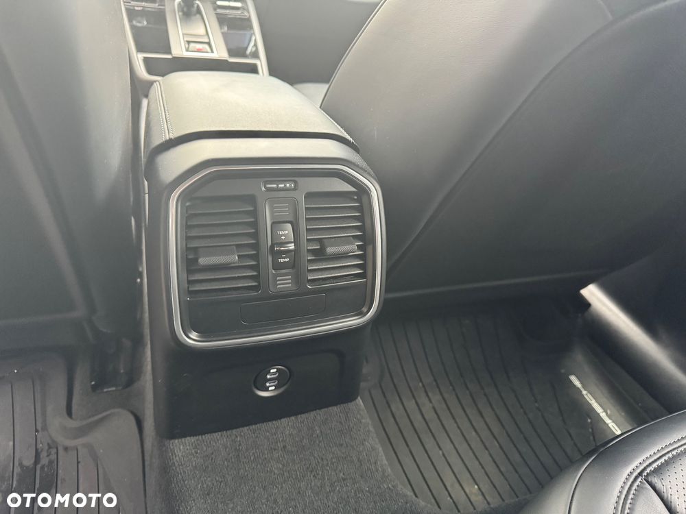 Porsche Macan Standard - 14