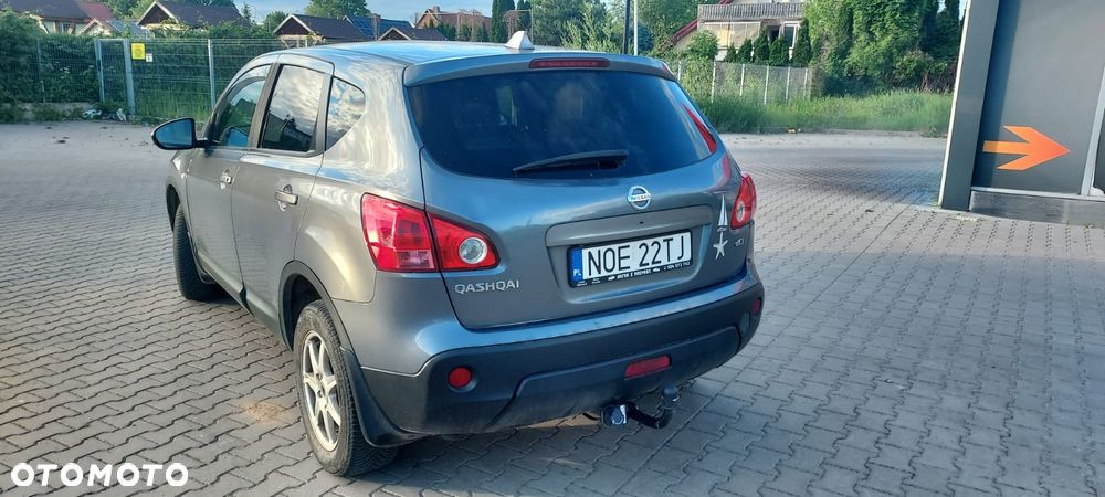 Nissan Qashqai 2.0 dCi 4x4 Acenta - 2