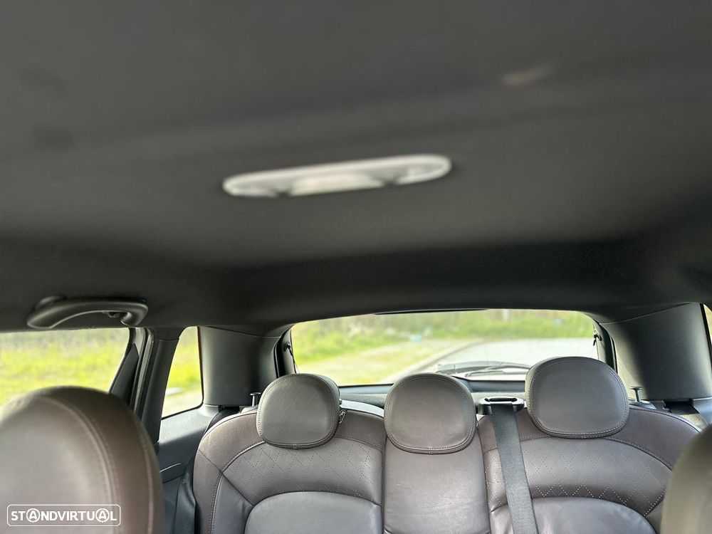 MINI 5 Portas Cooper D 60 Years Chili - 29