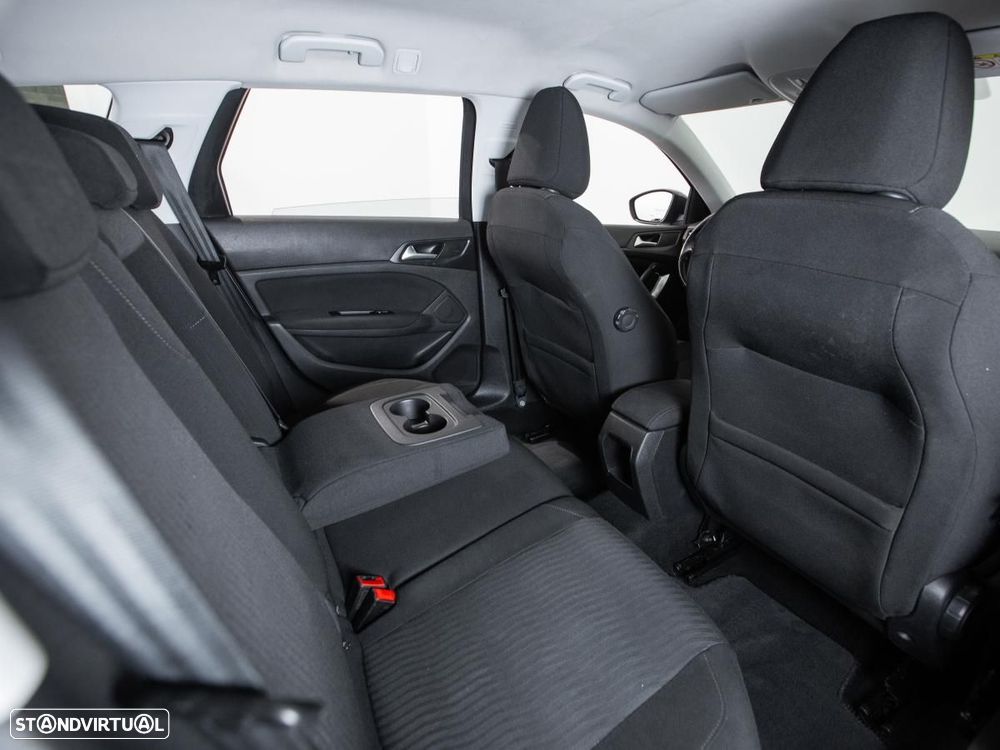 Peugeot 308 SW - 9