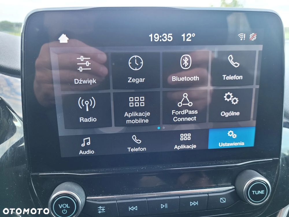 Ford Fiesta 1.0 EcoBoost S&S COOL&CONNECT - 11