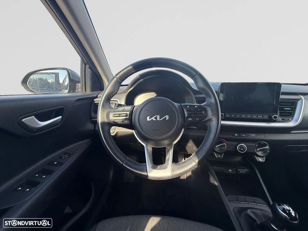 Kia Stonic 1.2 MPi Dynamic - 12
