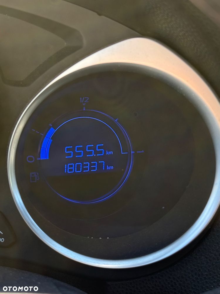 Citroën DS4 2.0 HDi SportChic - 12