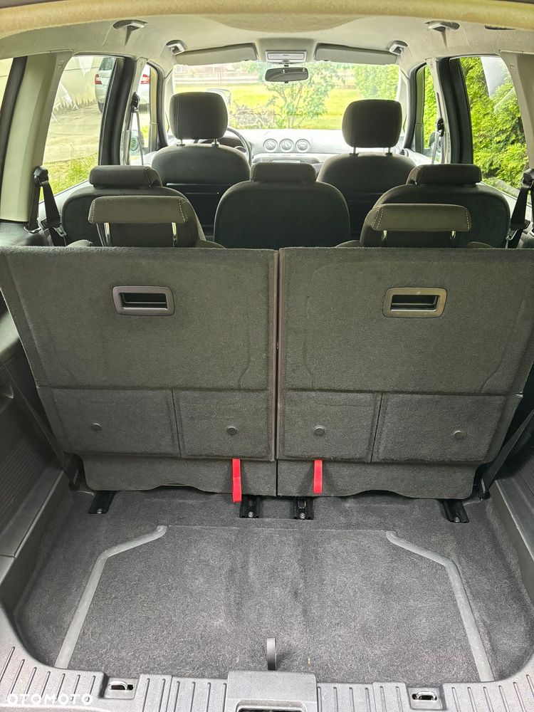 Ford Galaxy 2.0 TDCi DPF Titanium - 10