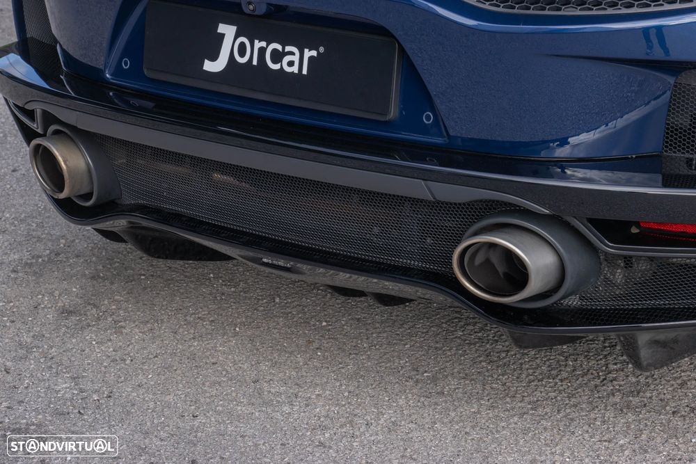 McLaren GT 4.0 Twin-Turbo V8 - 24